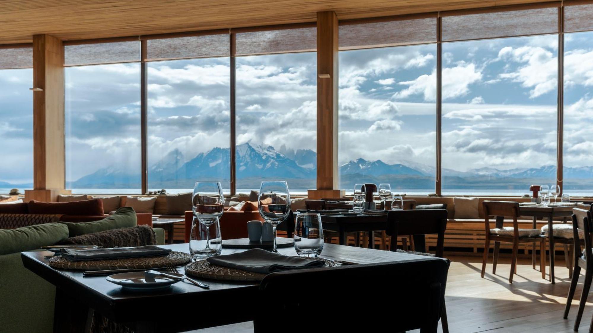 Tierra Patagonia 5*